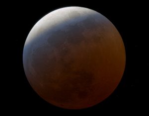 Eclipse lunar